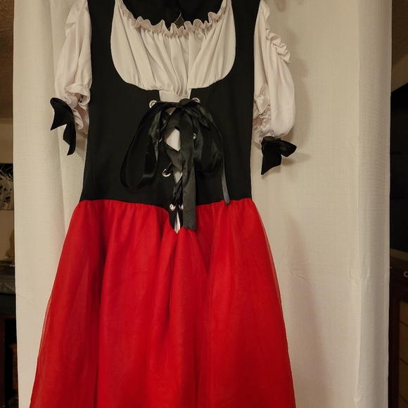 Woman's Halloween Costume